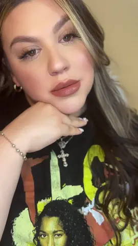 These colors are staples in my makeup bag and in my professional makeup kit?? Why?  Because they work all the time. It also goes with everything. Not too dark, but not too light. It’s just right on point …. @maccosmetics Spice Lipliner & Taupe Lipstick  Lipsticks, Lip liner, perfect color, try on with me, makeup  #tryon #nudelipstick #nudelips #neutralmakeup #makeuponfleek #grwm #liptutorial #lips #lipliner #lipstick #mattelips #mattelipstick #instamakeup #makeupreels #maccosmetics #macgirls 