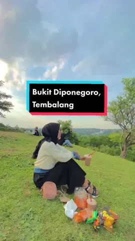 Sudahi galau mu, ayo hiling bersamaku sksk .  .  Video by IG mepitaa.be_  📍Bukit Diponegoro, Tembalang, Semarang #wisatasemarang #exploresemarang #lingkarsemarang #semaranghits #semarang