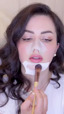 ماسك بياض البيض لازالة الرؤوس السوداء .. الفديو كامل على قناة اليوتيوب maryam alnasiri .. هم تعانون من هاي المشكلة في بشرتكم ؟  #maryamalnasiri    #ماسك_بياض_البيض 