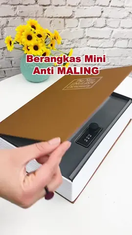 Brankas mini bentuk buku anti maling nihh, pengen kan? Cek keranjang kuning yuk #brankas #brankasmini #brankasbentukbuku #brankasbentukbukuviral #brankasantibobol #brankasemas #berangkas #brangkas 