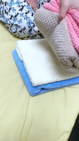 Japanese-style large thick coral fleece bath towel super absorbent#fashion #foryou 