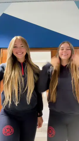 E o celular acabou no lixo hahhah #fyp #paravc #viral #fyy #fyy #marista #mackenzie @alice fernandez 