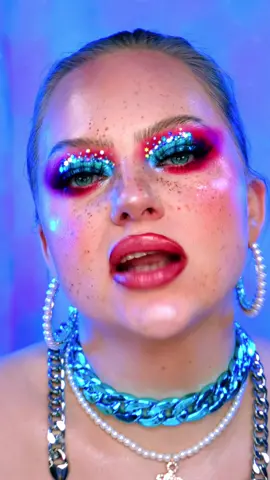 Antwort auf @🫶🏼 damit du dich lebendig fühlst maus 💕☺️💖 #schminken #schminke #makeup #makeupartist #makeuptransformation #makeuptransition #makeuplipsync #glitzer #glitter #lipsync #deutschrap #rap #fydeutschland #makeupfyp #cutcrease 