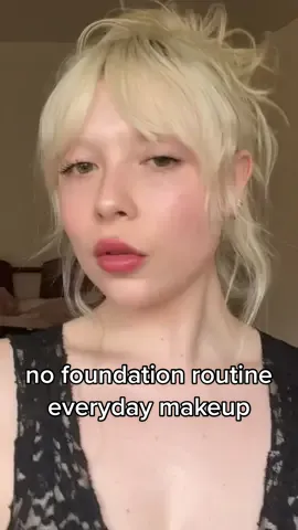 peep that glow from @Clinique ‘s new light reflecting primer 😌💫 #CliniquePartner #csuite #nofoundationroutine #glowyskin #lightmakeup #everydaymakeup 