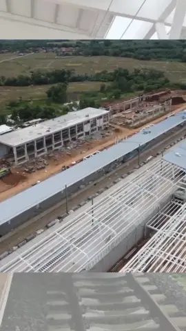 Halo sobat Kece! Kali ini kita bahas Stasiun Karawang yuk #keretacepat #kcic #kcjb #stasiunkarawang #karawang #keretaapi #keretaapiindonesia #fyp #fypシ 
