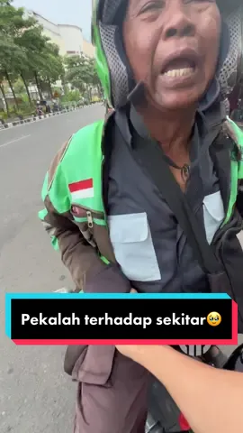 Tidak perlu banyak uang untuk peduli 😇 Mohon maaf video sebelumnya di banned tikt0k 🙏 Open donasi untuk “kakek gojek” saya close besok 18-05-23 jm 24:00 ya🙏 Terima kasih banyak untuk teman” yg sudah berpartisipasi, terimakasih juga sudah bantu meramaikan. Sehat selalu kalian ya 🥰 #caringiscure #GakDinginTetapSegar #berbagi #orangbaik #hambaAllah #mulaidarikita #mulaiajadulu #berbagitidakharusnunggukaya #fyp 