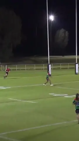 Like the post if you agree with me this is the greatest try ever scored by a prop forward!🔥💪 🎥 Parra Juniors #rugbyleague #rugbytok #nrl #rugbyskills #rugby #rugbytry #rugbyunion #skyrugby 