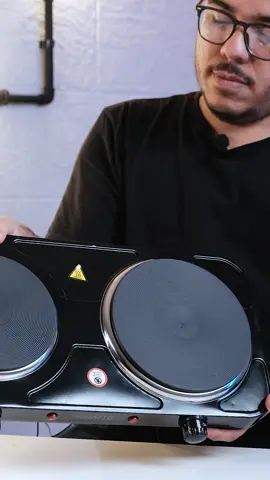 Na busca por um fogão compacto e portátil? Veja o que achamos do Fogão Elétrico De Mesa 2 Bocas FMP-01 2500W Agratto no vídeo que acabou de sair no nosso canal e decida se essa pode ser sua melhor compra! #MelhorCompra #fogaoeletrico #fogaoportatil #camping #eletrodomésticos #eletrodomesticos #unboxing #unboxingvideo #resenhadeprodutos #compraonline #compraseguraonline