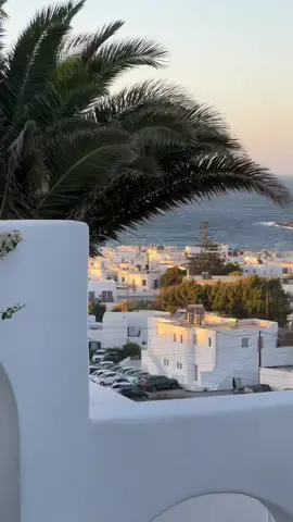 Summer in Greece hits different. 