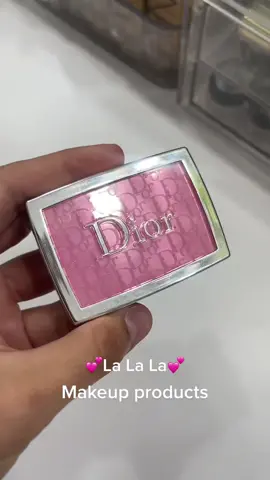 Are you la la la💕 or ok ok ok✨? #makeuphacks 