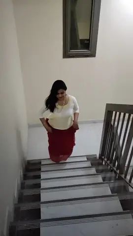 ഈ തള്ളക്ക് രാവിലെ ഒരു പണിയും ഇല്ലേ ..'..'.. #nithyapradeep1 
