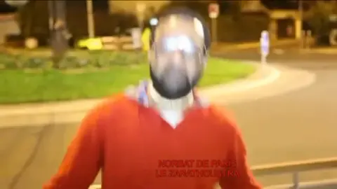 Je roucoule, je broie la langue de Molière.
