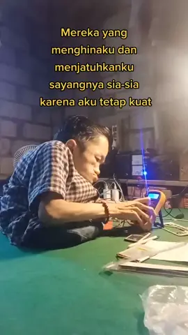 tetap semangat menjalani #fyp #vidioviraltiktok_fyp #viral #foryoupage #fypシ゚viral 