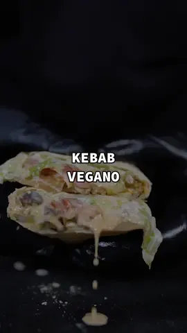 'Kebab Vegano para Cris con Hellmann’s Vegana 🌱 *publi Acuérdate que al comprar y probar la Hellmann’s Vegana te devuelven 2 euros 💶  (Promoción válida del 01/05/2023 al 31/05/2023 o hasta agotar unidades máximas (3000 unidades). Conservar el ticket de compra ) #HellmannsVegana #HellmannsGoVegan #Hellmanns #Vegana #Healthy #Recetas