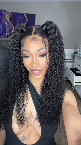 ITS A PARADE INSIDE MY CITY YEAHHHHHH hair @Geeta Hair link in bio 