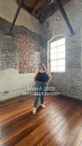 Reflecting on the progress I’ve made as a plus size model over the past year 🥲 April 2022-May 2023. Still chasing this new dream!  🏷️ #modeling #modellife #plusmodel #plussizemodel #modeljourney #plussizetiktok #curvemodel 