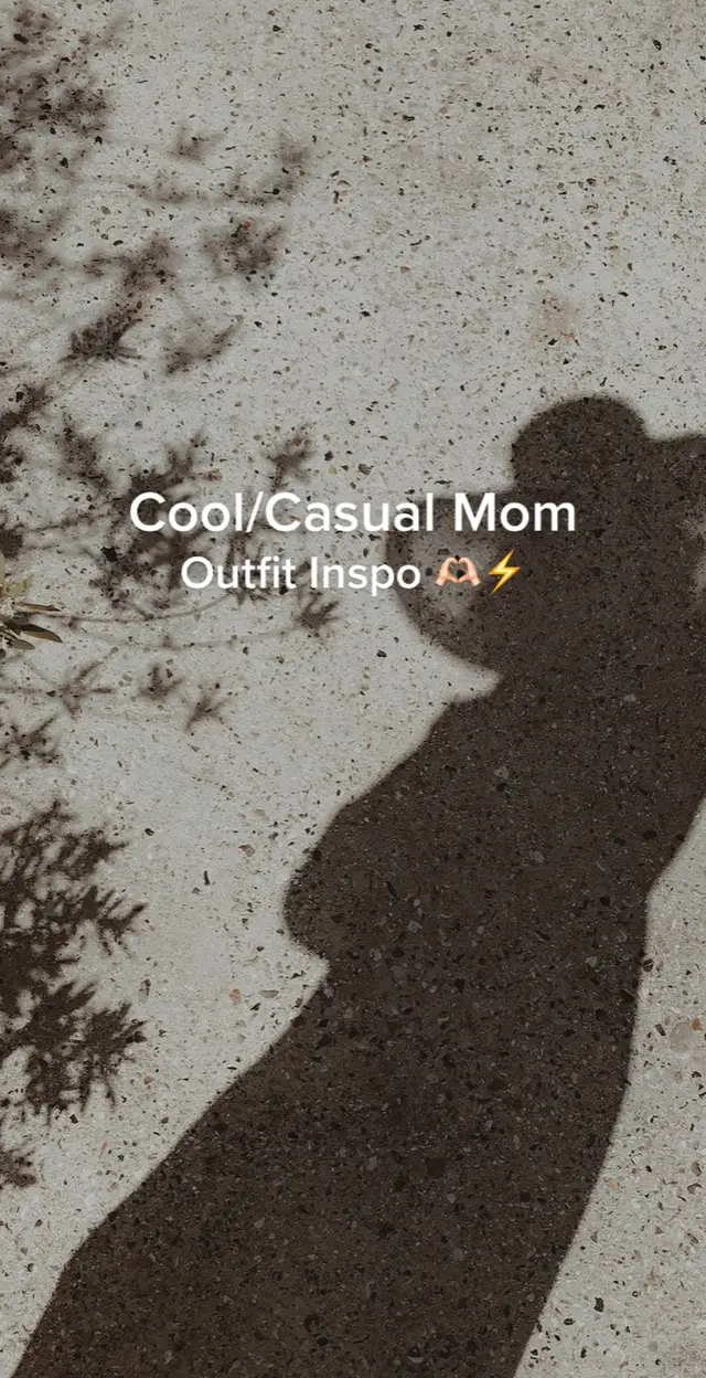 Ok ok this has to be a top fav 🫶🏻 Cool/Casual Mom Outfit Inspo pt. 3 ⚡️ #coolmom #truckerhats #momoutfitinspo #momstyle #momstyleoutfits #casualmomstyle #casualoutfits #fashiontiktok #summerstyle #momlife #MomsofTikTok 