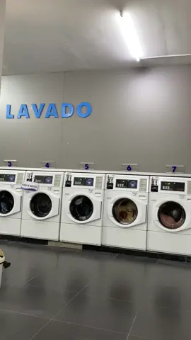 Servicio de lavandería autoservice #lavanderia #ropa #santacruz #santacruzbolivia #tiktoksantacruz 