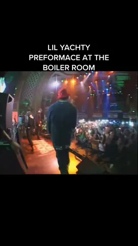 One of his best performances to date for sure.  #pinkflamingousa #lilyachty #lilboat #boilerroom #lilyachtyconcert #concert #moshpit #pfusa 