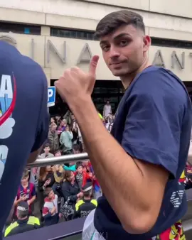a new era ✨ visca el barça y visca catalunya ❤️💙 @fcbarcelona #fcbarcelona  #barcabusparade #barcelonapusparade #barcacelebrations #barcelonacelebracion #pablogavi #gavi #6avi #pablogaviedit #fcbarcelona #barcelona #viscabarca #viscacatalunya #viscaelbarça #pablogavira #gaviedits #pedrigonzalez #pedrigonzalezedit #pedriedits #ballondor #worldcup2022 #championsleague #europaleague #football #futbol #mosalah #afcx1 #yeet #siu #cristianoronaldo #ronaldo #messi #leomessi #viral #trend #hype #foryoupage #fyp #liverpool #liverpoolfc #lfc #ynwa 
