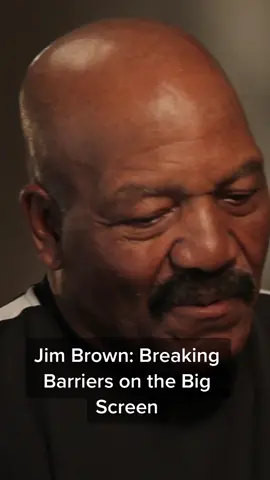Jim Brown, the NFL hall of fame running back, civil rights advocate and actor, died today at age 87. #jimbrown #nfl #halloffame #rip 