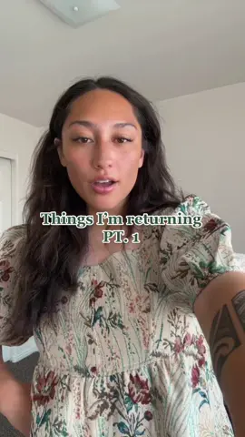 low key giving me christmas vibes too but its cute 🤣 #thingsimreturning 