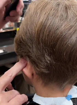 ASMR barber corte de cabelo #pentecorrido #barbearia #barber #CorteDeCabelo #barbeirosbrasileiros 