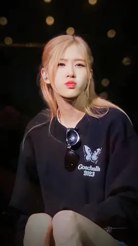 aaakk ojehh kuuu😭 #fypシ #rosé #roséblackpink #roséanne #roséannepark #roséedit #blackpinkworldtour2023 #fanbase #foryou #fy 