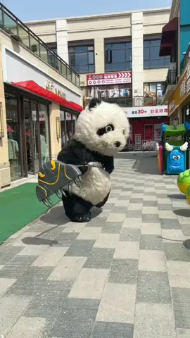 để gấu đi thỉnh kinh thì yêu quái thấy chạy mất dép chứ giỡn 😂😂 #xuhuong #xuhuongtiktok #haihuoc #funny #cutepanda #panda 