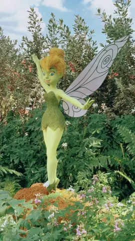 My bestie’s in townnnn✨😍 #disney #waltsdisneyworld #disneyworld #epcot #fyp #tink #tinkerbell #foryoupage #epcotball #youcanfly #bestie #fawn #silvermist #iridessa #rosetta #vidia #terance #CapCut 
