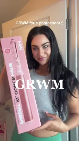 I barely knew how to do my hair until last year I swear 😂 #grwm #grwmhair #bombshellcurls #loosecurls #inh #hottools @INH HAIR 💖