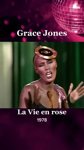 Grace Jones on ‘Seaside Special’ in August 1978 performing her Bossa Nova cover of Édith Piaf’s “La Vie en rose”. It became an international hit between 1977-83 #fyp #ForYou #GraceJones #70sMusic #Disco #LaVieEnRose #70sSongs #ThrowbackSongs #FrenchSongs 