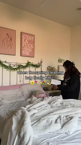 this is your sign to clean your room #CleanTok #springcleaning 