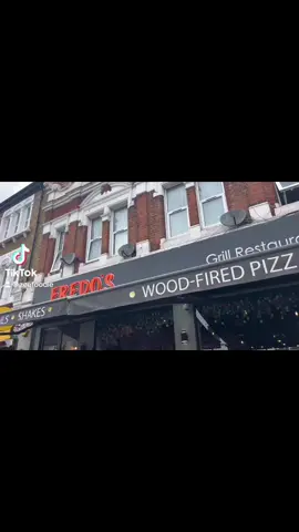 📍romford road #kidsfriendly #halalfoodlondon #burgersteak #familydinnernight #weekends #familyfunny #tiktokfoods #tiktoktrendinghashtagtrending #fypvir 