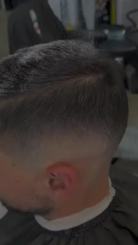 Midium fade #barbershop #barberoslatinos #midiumfade 