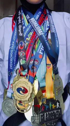 27 medals, n still countingg #taekwondo #taekwondoindonesia 