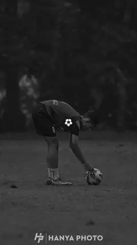 #Stopmotion #CapCut #Football #StorySepakBola #SepakBolaIndonesia #fypfootballclub #templatecapcut #infofootball #sepakbola #footballmoments #trendingtiktok #Soccer #capcuttemplate #versianakbola #footballeditzz #trendtiktok #footballsoccer #nikmatikenangannya #cowokbola #storyestetiklagu #wkwkwkwk #StoryFootball 