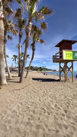 La Cala de Mijas is a small urban area well-known for the quality of its beaches, being one of the best in the province of Malaga. A great location to enjoy the sun and the sea🌴 #walk #wakacje #mijascosta #morze #plaza #podroz #hiszpania 