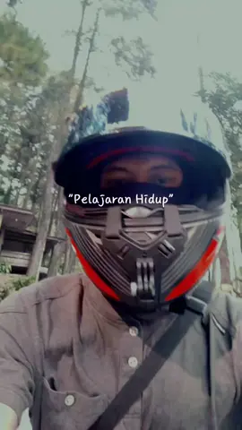#CapCut #pejuangflks #vidioviral #kontenkreator #putrasunda #TrenFoto #TikTokPromote #aquadulu #cowokmotor #TrendNaikMotor #trendfotodimotor #tren #videoperjalanan #cowokbalistyle #anakgunung #jawabarat #modellakilaki 