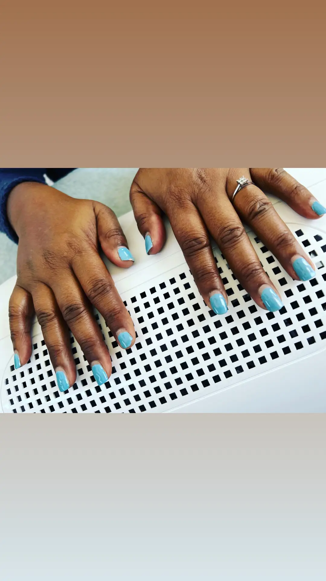 Gorgeous regrowth without lifting by using my favourite Rubber Base https://alina-fox.com/?s=Bb&post_type=product&type_aws=true Get 5% discount using my code AMCC09S8 at checkout on the following websites  www.alina-fox.com & www.qdnails. https://alina-fox.com/base-top-primer/23964/ #AMCC09S8  #loveQD #ambassador #foxprofi #qdnails #alinafoxshop #QD #foxprofiambassador #qdambassador #gelpolish  #nails #nailart #gelnails #nailsofinstagram #manicure #acrylicnails #nailsonfleek #instanails #nailtech #naildesigns #nailartist #gelmanicure #fyp #nailswag #pedicure #nailsalon #foryoupage #beautystudiobycollette #collettemalić 