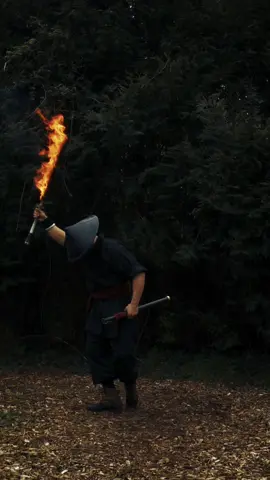 Hey Warrior! Here is a Little combo with my last creation, a ninjato version. Same composition but the blade is straight and a bit shorter than my usually katana. It's heavyless and more maleable 🔥 . #fireperformer #firepower #samurai #oni #oniproject #firekatana #firesword #firespinning #freestylespinning #flowartcommunity #ghostoftsushima #sekiro #amazing_flow_art #Flowstagram  #katana #martialarts #demonslayer #cirqueway