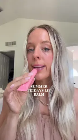 Solid 10/10. Leave your favorite lip product below!!  #summerfridays #summerfridayslipbalm #lippy #lipbalmreview #makeupreview #azmom #arizonamom