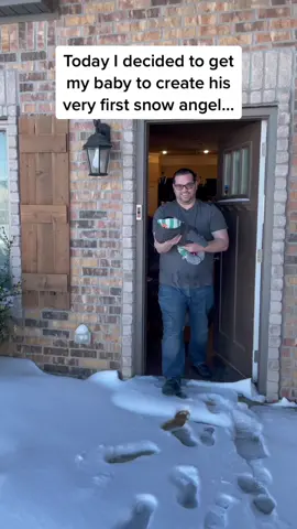 The snow angel at the end was PERFECT 😭😭😭 #Pubity Follow @Pubity for more  (Nathanael Press via @ViralHog)