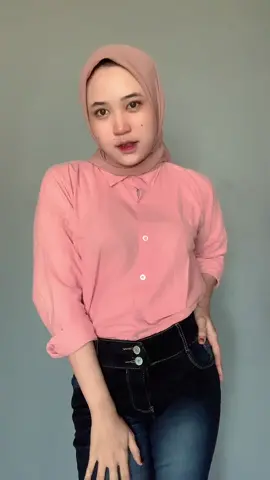 Celana yg aku pake order aja di keranjang kuning cuy