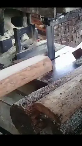 cara cepat operator menggergaji di sawmill #sawmill #sawmilllife #sawmilling #sawmillbusiness @enoaemokz