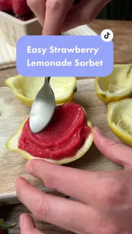 STRAWBERRY LEMONADE SORBET 🍓🍋🍨 Just 3 ingredients & served up in the cutest lemon half for an easy summer treat that we can’t get enough of. #strawberry #pinklemonade #strawberrylemonade #lemontok #lemon 