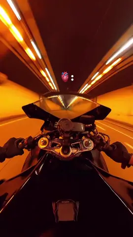 #motorcycle #motosiklet #motoreditleri #motorstoryleri #moto #motorcuvideoları #storiylikvideo #storyşarkı #motorsesleri 