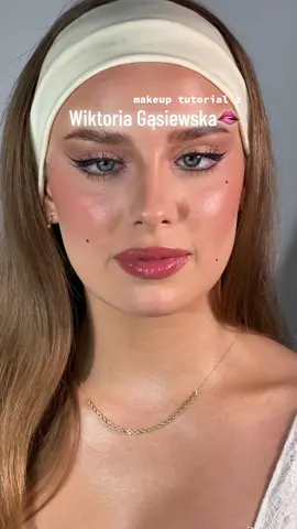 Kocham jej urodę😍 #makeuptutorial #glassskinmakeup #makeupartist #dc 