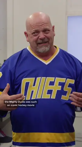 Rick's new hockey stick is a beauty. 🏒 #PawnStars is all-new, this Wednesday at 9/8c.