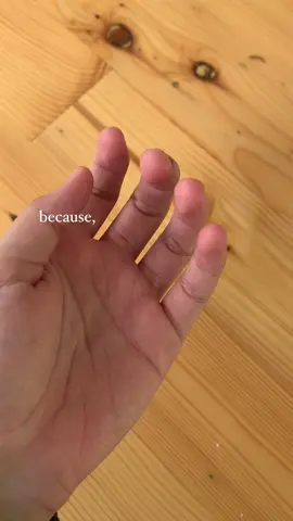 panik attack pas lagi kerja tu gak enak bgt sumpah :( 